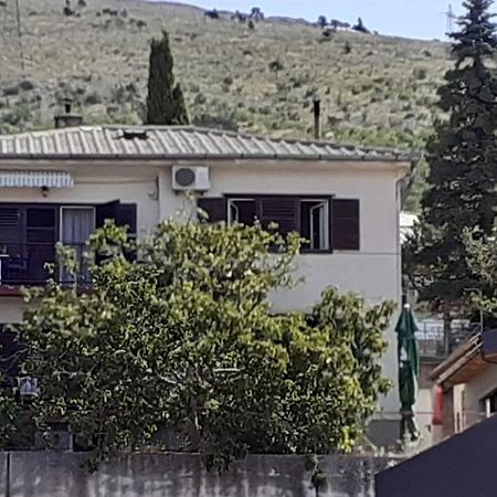 Apartment Helena Сен Екстериор снимка