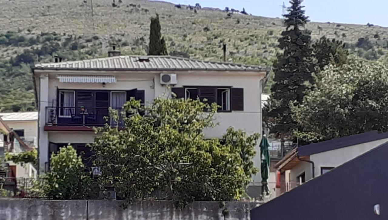 Apartment Helena Сен Екстериор снимка